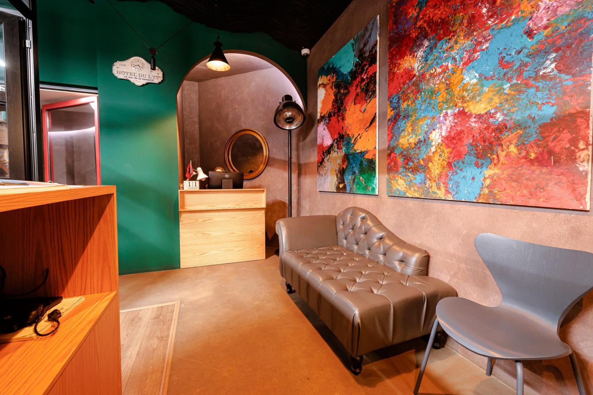 Boutique Hotel Whisky 티라나 외부 사진