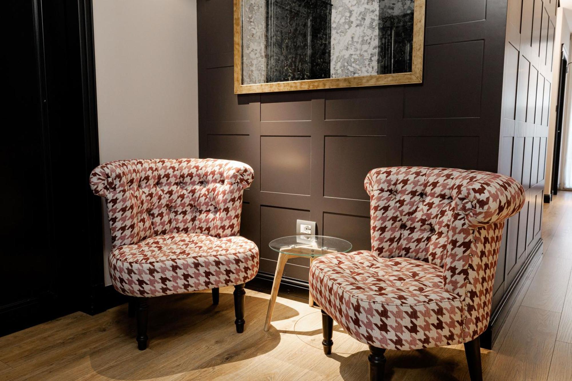 Boutique Hotel Whisky 티라나 외부 사진